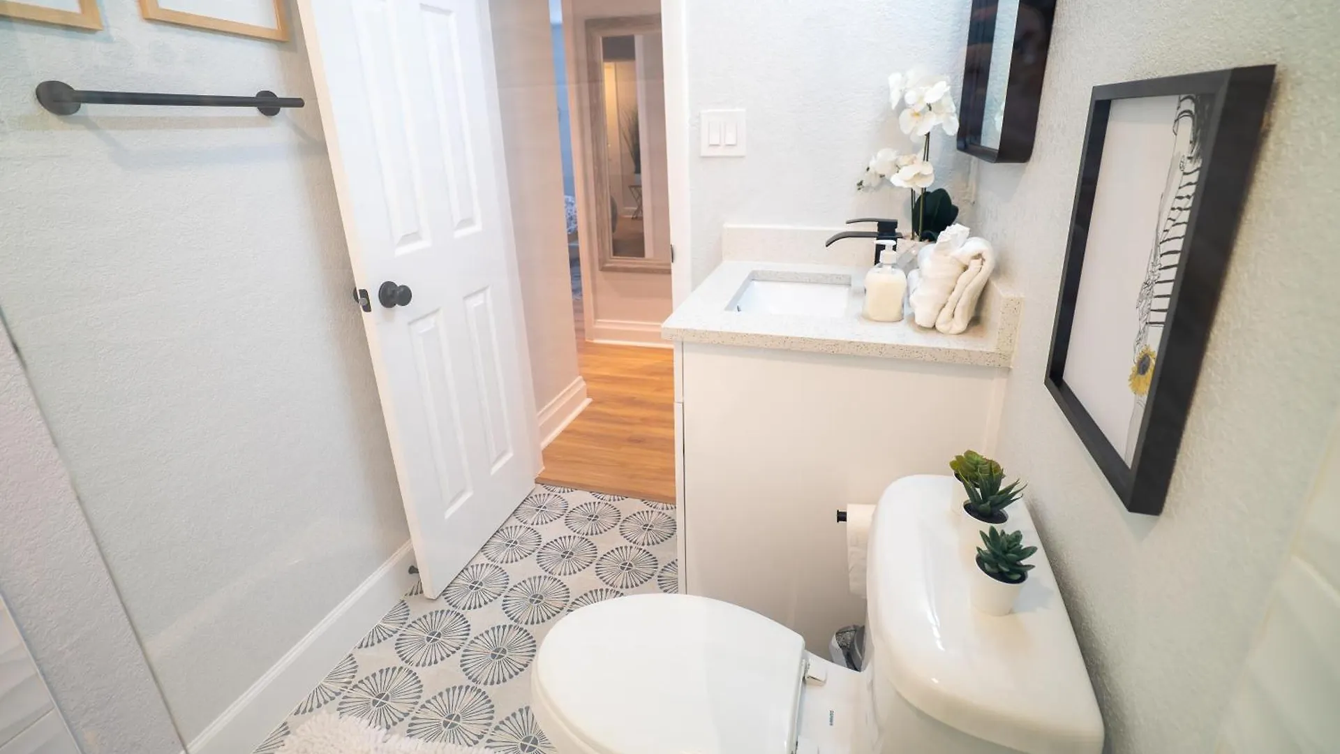 Chic & Stylish Central Location Tampa 0*,  United States