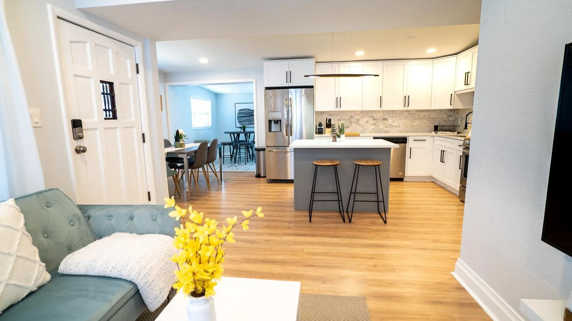 Chic & Stylish Central Location Tampa Holiday home
